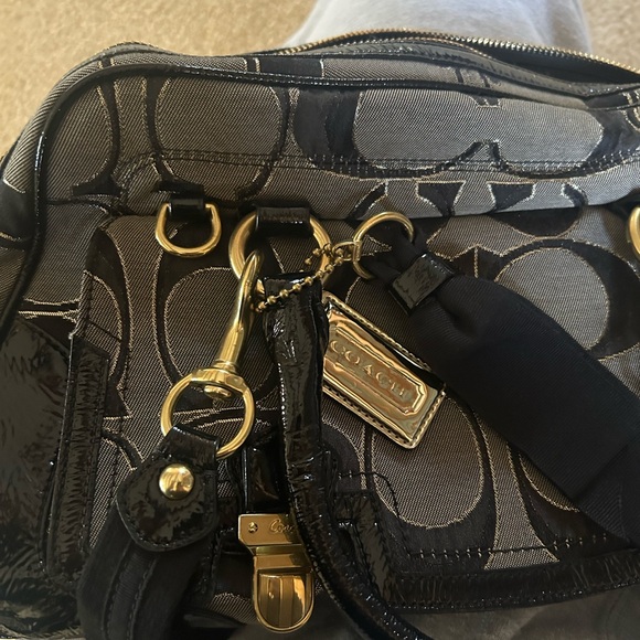 Coach Black and Gray Signature Satchel - Picture 4 of 4